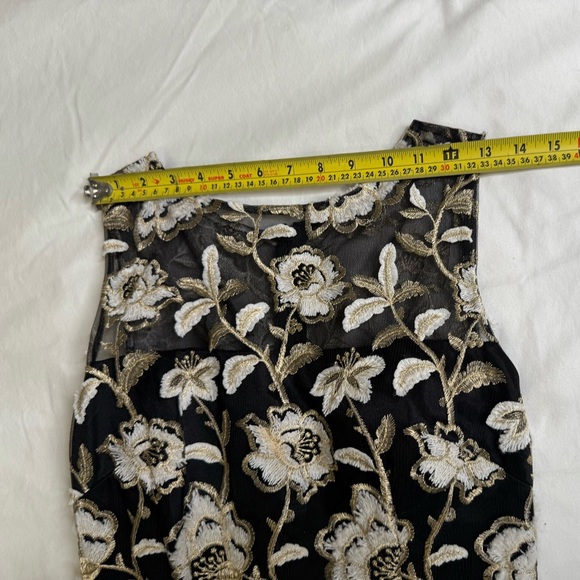 David Meister Black Floral Embroidered Gown Size 8 - Picture 7 of 12